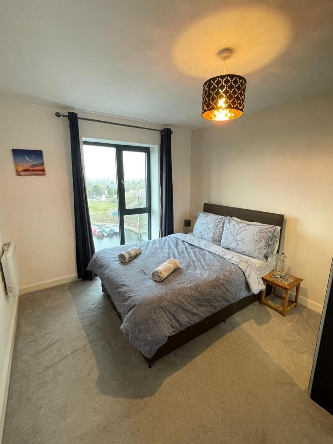 Balcony Marina Apartment With City Skyline Views - Free Secure Parking Manchester Eksteriør bilde