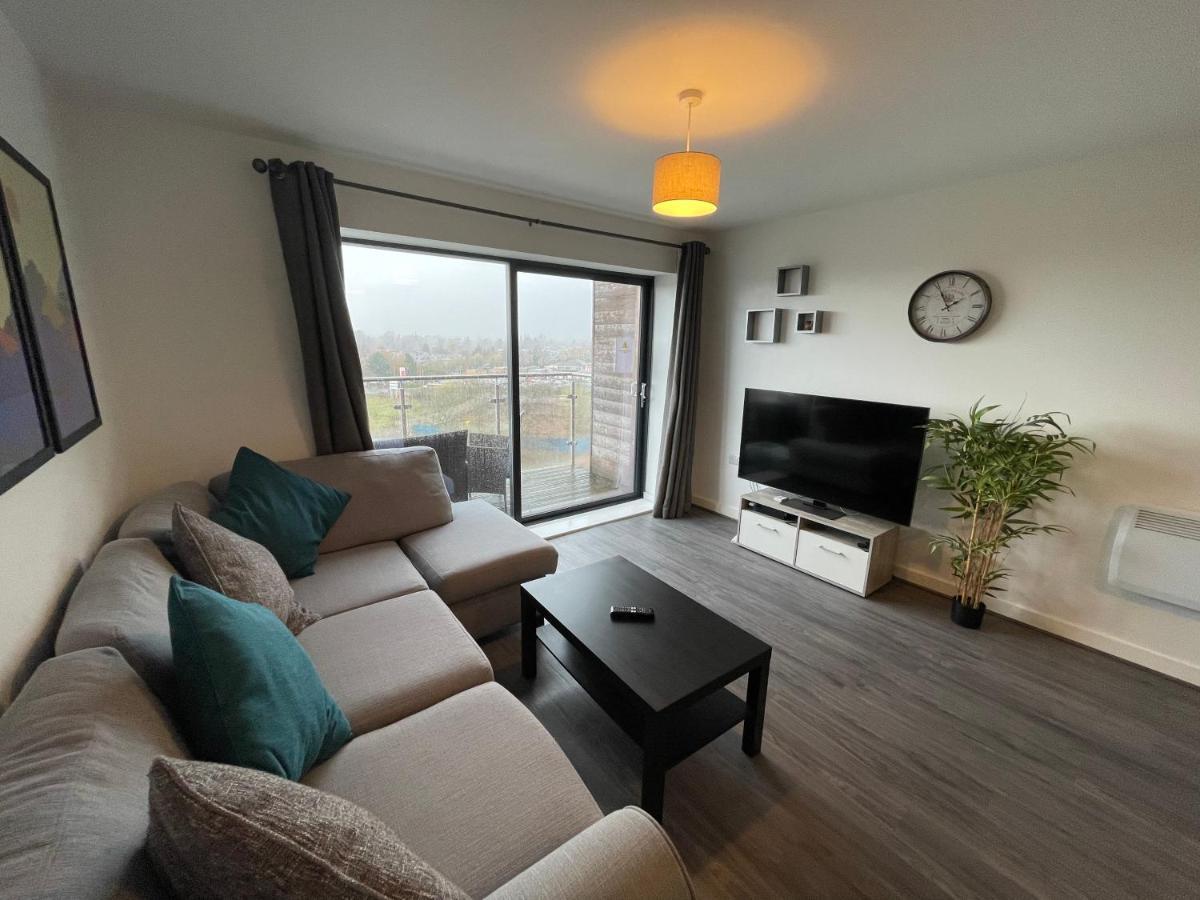Balcony Marina Apartment With City Skyline Views - Free Secure Parking Manchester Eksteriør bilde
